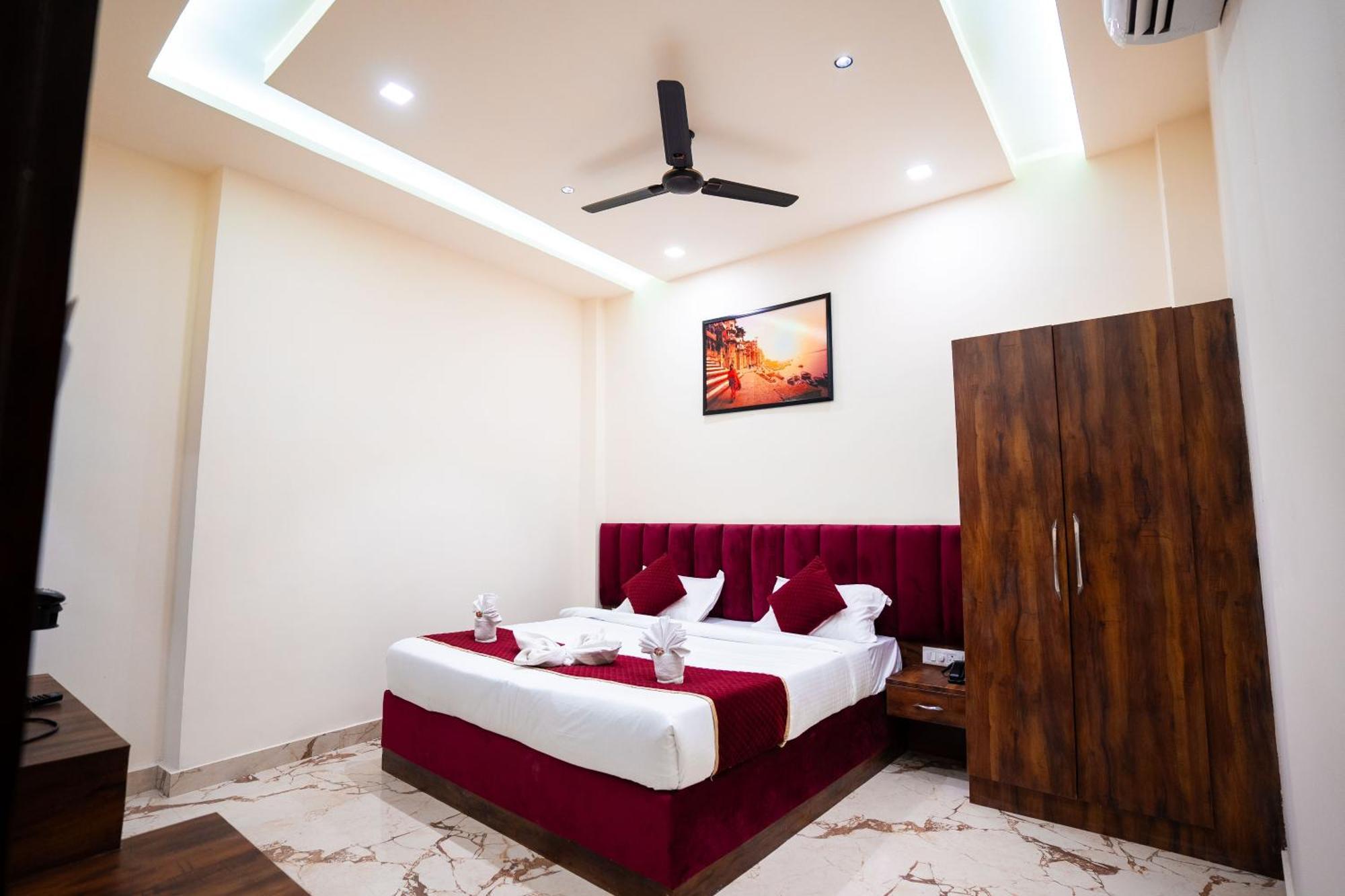 Hotel Jsr Kedar พาราณสี ภายนอก รูปภาพ