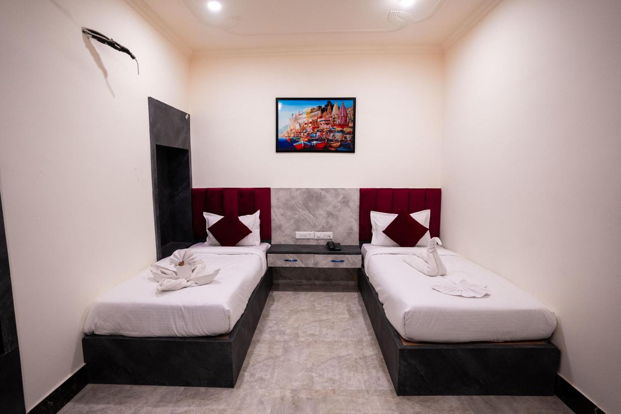 Hotel Jsr Kedar พาราณสี ภายนอก รูปภาพ