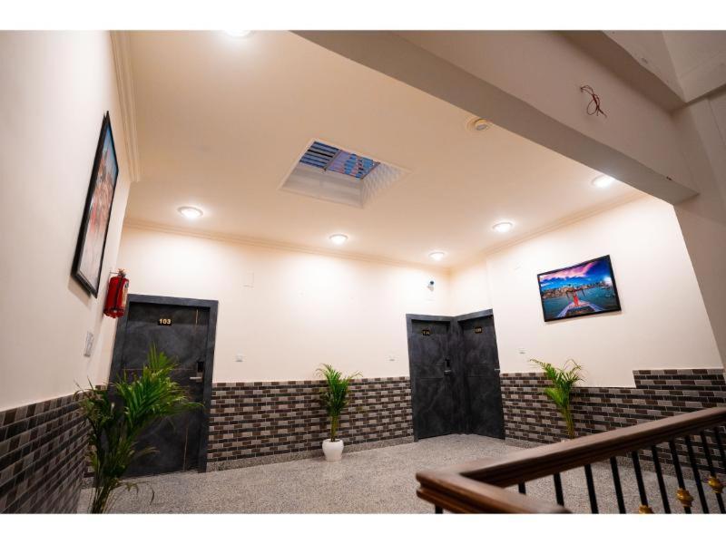 Hotel Jsr Kedar พาราณสี ภายนอก รูปภาพ