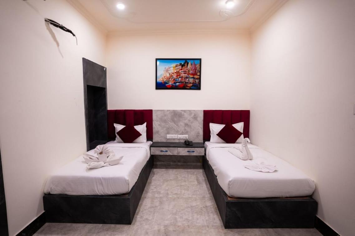 Hotel Jsr Kedar พาราณสี ภายนอก รูปภาพ
