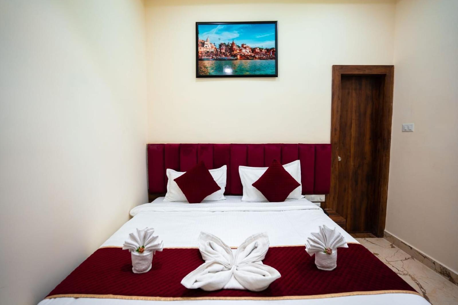 Hotel Jsr Kedar พาราณสี ภายนอก รูปภาพ